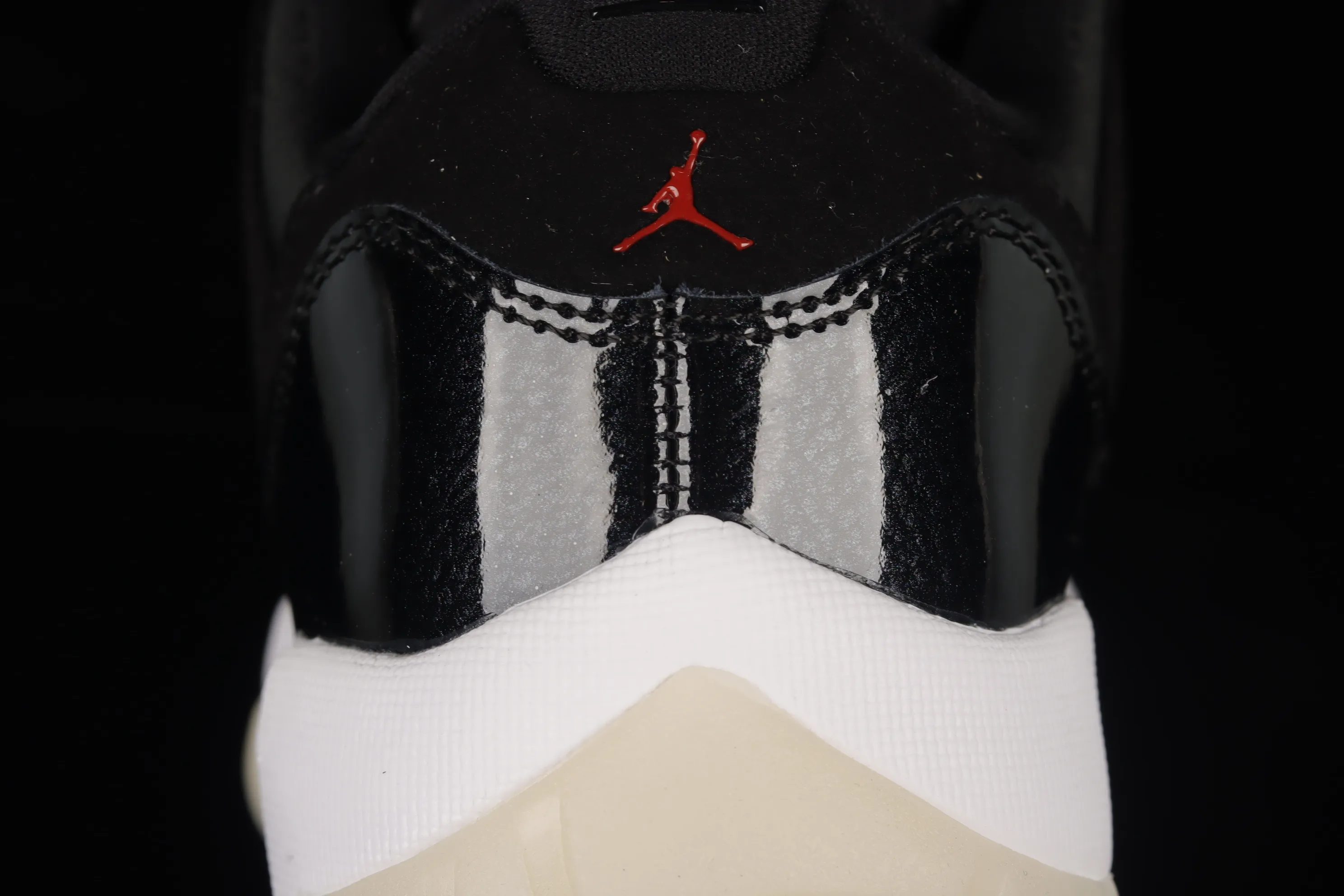 All Categories Air Jordan Jordan Series Basketball Shoes Air Jordan 11